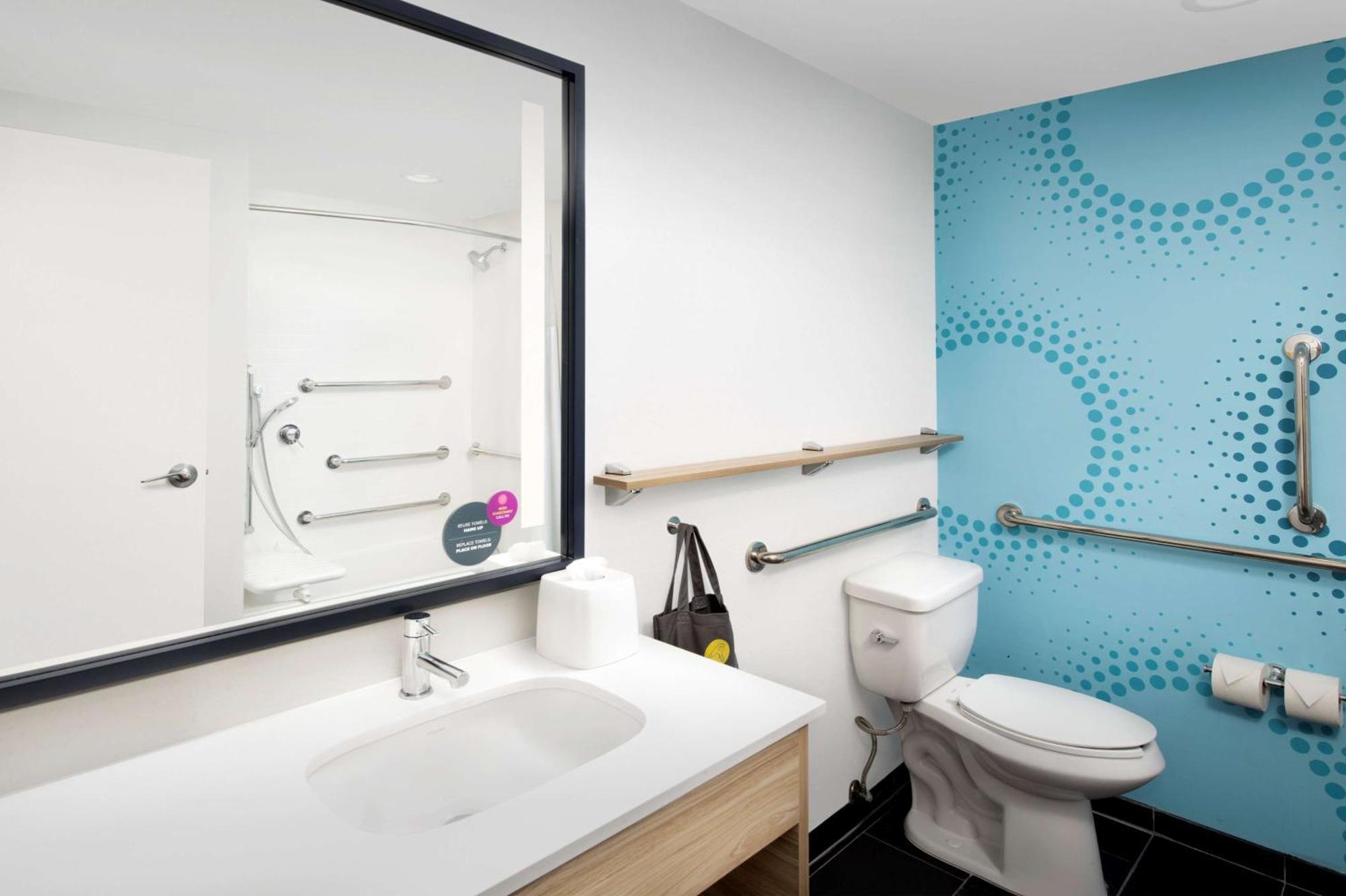 Tru By Hilton Tallahassee Central Ngoại thất bức ảnh